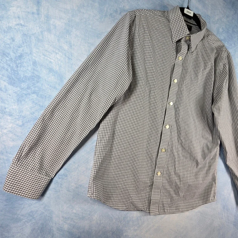 Banana Republic Mens Non-Iron Button Down Shirt Medium Navy White Micro Check